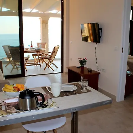 Lido Paradise Corfu 아파트 *